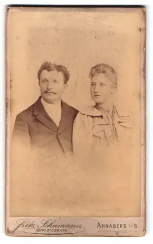 Fotografie Fritz Schumann, Annaberg, Johannisgasse, Porträt eines Paares