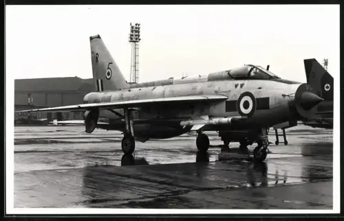Fotografie Flugzeug English Electric Lightning XR751, Jagdflugzeug / Kampfjet