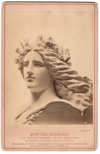 Fotografie R. Tamme, Dresden, Ansicht Rüdesheim, der Kopf der Germania, Teil des Nationaldenkmals von Prof. Schilling