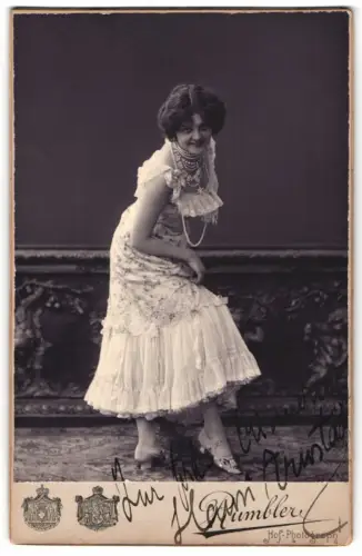 Fotografie Rumbler, Wiesbaden, Tänzerin / Schauspielerin Hansi Arnstaedt, Hansi Hansi Arnstädt mit Autograph und Widmung