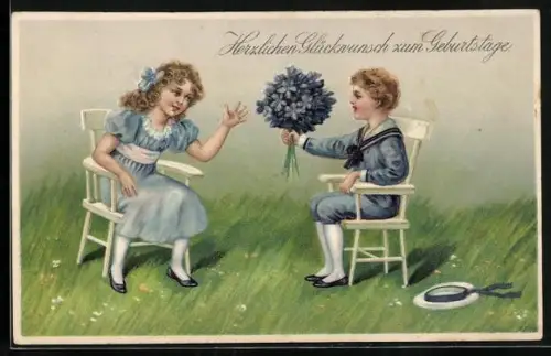AK Junge gibt Mädchen einen Blumenstrauss zum Geburtstag