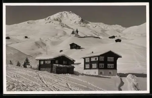 AK Arosa, Weisshorn mit Bergkirchli im Schnee