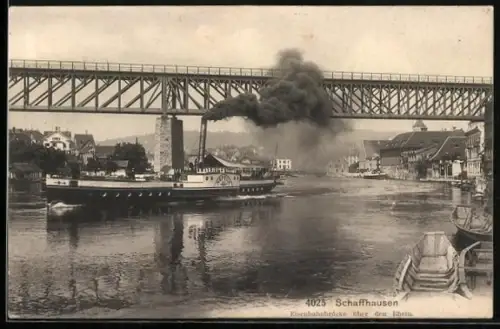 AK Schaffhausen, Eisenbahnbrücke über den Rhein, Dampfer Neptun