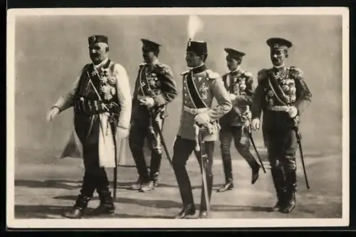 AK Roi Nicolas avec prince héréditaire Alexandre de Serbie et ses fils