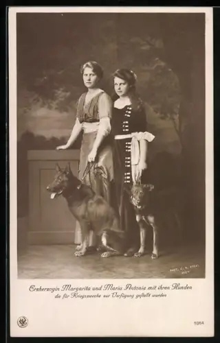 AK Erzherzogin Margarita und Maria Antonia mit ihren Hunden