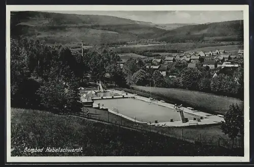 AK Habelschwerdt, Bergbad und Ort aus der Vogelschau