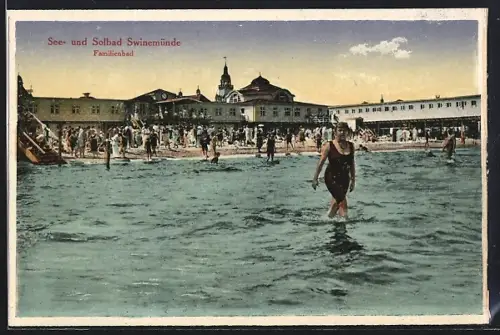 AK Swinemünde, Familienbad mit Badegästen