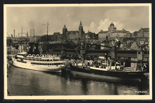 AK Stettin, Freihafen, im Hintergrund das Städtische Museum, Passagierschiff unter Dampf