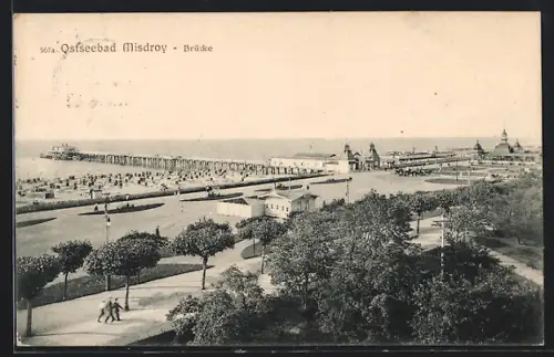 AK Misdroy, Seebrücke, Strandkörbe und Uferpromenade