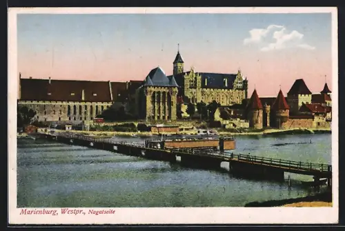 AK Marienburg / Malbork, die Marienburg, Nogatseite