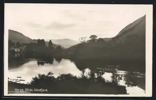 AK Förde /Söndfjord, Ortsansicht am Ufer