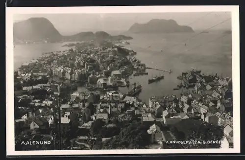 AK Aalesund, Ortsansicht vom Berghang aus
