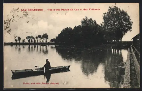 AK La Ceaunois, Vue d`une Partie du Lac et des Tribunes