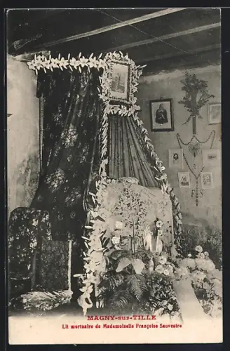 AK Magny-sur-Tille, Lit mortuaire de Mademoiselle Francoise Sauvestre