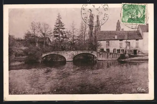 AK Les Laumes /C.-d`Or, Le Pont des Romains