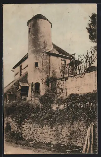AK Saulieu, Tour du Trépied et anciens remparts fortifiés