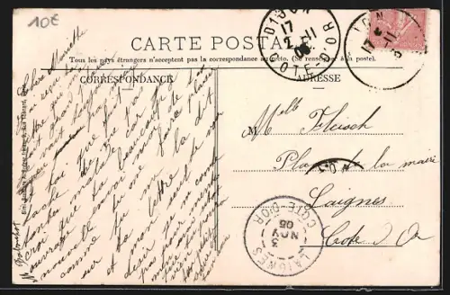 AK Sombernon, Vue de la rue principale avec habitants et maisons en pierre