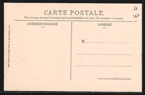 AK Sombernon, Vue générale du village avec habitants près de la fontaine
