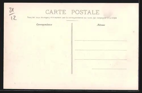 AK Sombernon, Grande Rue animée avec passants