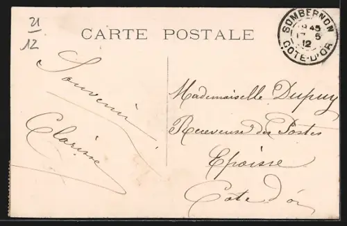 AK Sombernon, Exposition des deux cloches Marie-Hermance et Marie-Jeanne après la bénédiction