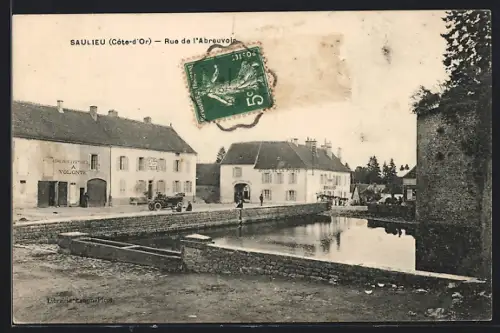 AK Saulieu /Côte-d`Or, Rue de l`Abreuvoir avec bassin et bâtiments adjacents