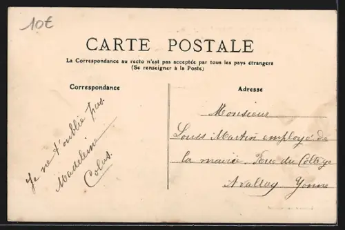 AK Saulieu /Côte-d`Or, Rue de l`Abreuvoir avec bassin et bâtiments adjacents