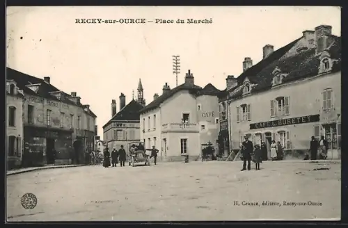 AK Recey-sur-Ource, Place du Marché animée avec passants et boutiques