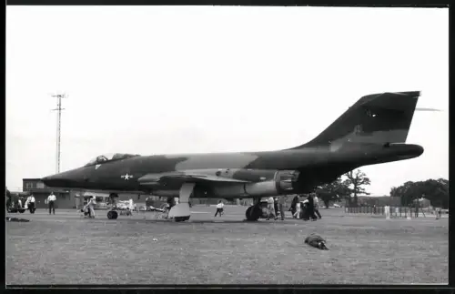 Fotografie Flugzeug Jasta Jagdflugzeug Kampfjet der USAF 60102 in Tarnfarbe - Camouflage