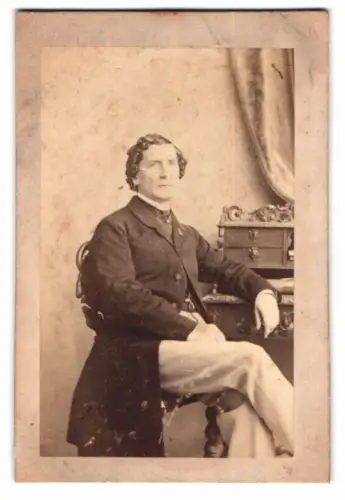 Fotografie W. Höffert, Dresden, Schauspieler Emil Devrient