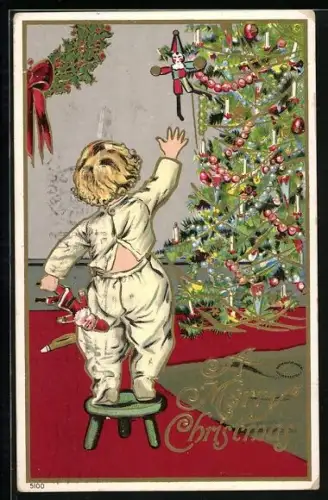 AK Kind im Schlafanzug greift nach Geschenken am Weihnachtsbaum, Weihnachtsgrüsse