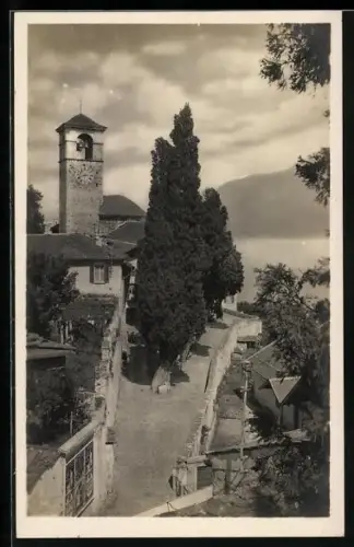 AK Brissago, Ortspartie mit Kirche