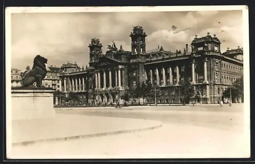 AK Budapest, Justiz-Palast