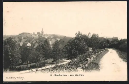 AK Sombernon, Vue générale du village et chemin rural