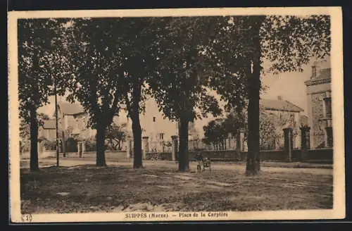 AK Suippes /Marne, Place de la Carpière