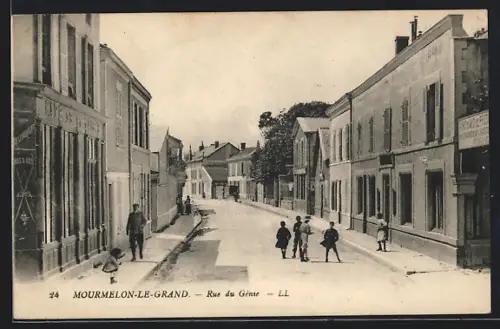 AK Moumelon-le-Grand, Rue du Génie, Strassenpartie