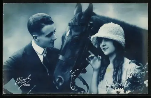 Foto-AK Bleuet Paris Nr. 288: Mann im Anzug mit Pferd und Dame mit Hut