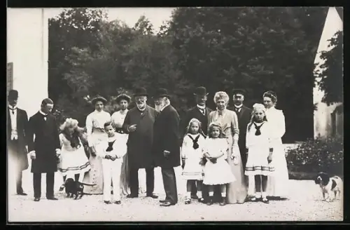 AK König Ludwig III. von Bayern und Prinzregent Luitpold im Kreise der Familie