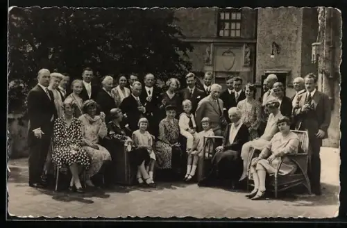 AK Fürst Albert von Thurn & Taxis im Kreise seiner Familie