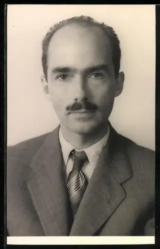 Foto-AK Kronprinz Otto von Österreich im Porträt