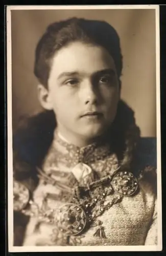 Foto-AK Kronprinz Otto von Österreich in feiner Kleidung