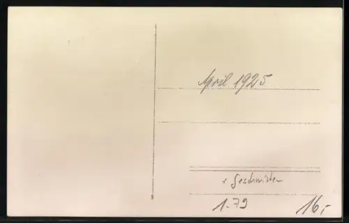 AK Kronprinz Otto von Österreich in einer Kindergruppe