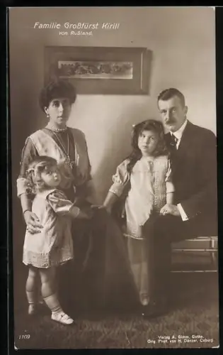 AK Grossfürst Kirill von Russland mit seiner Familie