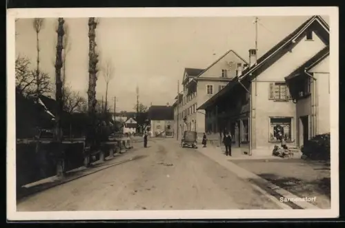 AK Sarmenstorf, Strassenpartie mit Geschäftshaus und Anlage