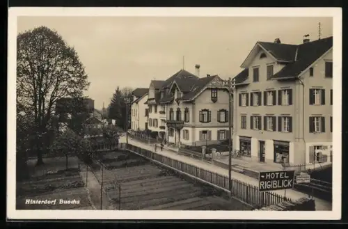 AK Buochs, Hinterdorf, Hotel Rigiblick, Strassenpartie mit Anlage aus der Vogelschau