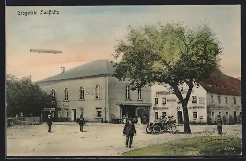 AK Laussnitz, Erbgericht mit Zeppelin im Hintergrund
