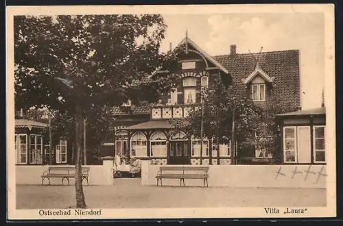 AK Niendorf, Ostseebad, Hotel Villa Laura