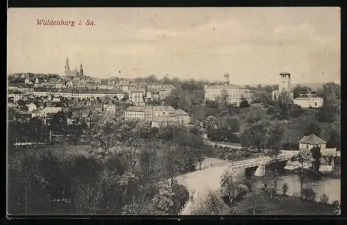 AK Waldenburg i. Sa., Stadtansicht mit Schloss, Kirche und Brücke