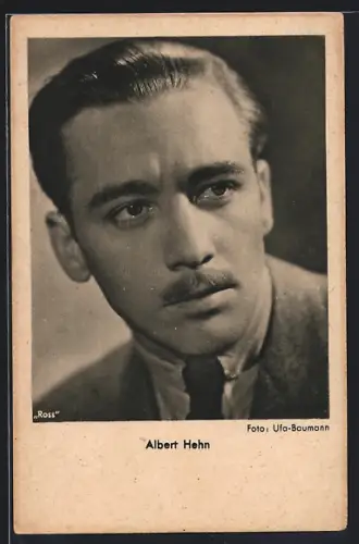 AK Schauspieler Albert Hehn mit Schnauzer und gegeltem Haar