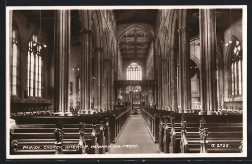 AK Newark-on-Trent, Parish Church, Interior