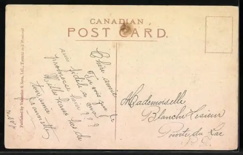 AK Quebec, Parliament Buildings